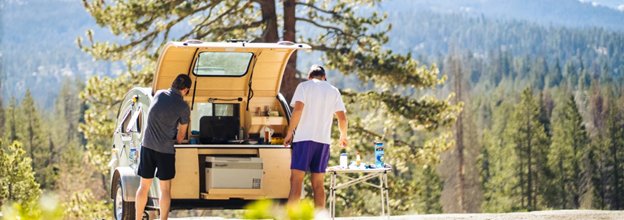 How a Dual-Zone Fridge Enhances Outdoor Experiences